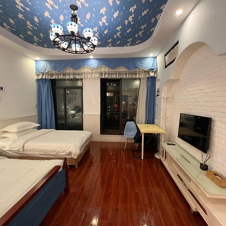 Moonlight Hotel Чънду Екстериор снимка